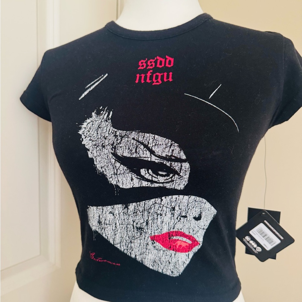 Darc Sport Catwoman tee t-shirt short fitted size small new NWT